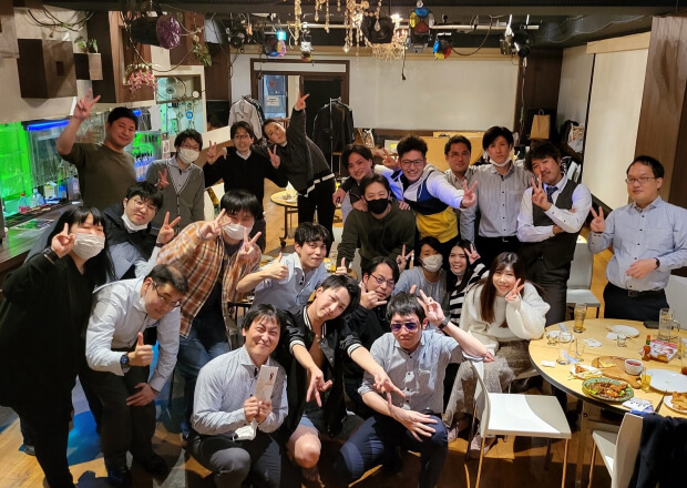 年1回の忘年会(または新年会)はチームごとに開催。予算を任された幹事スタッフがゼロから企画します。