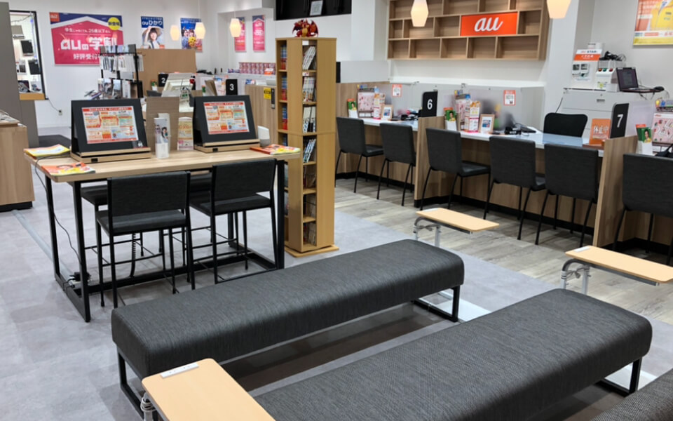 auショップ 山科三条